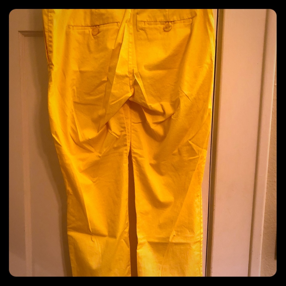 Yellow crop trousers